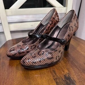 Sofft Womens Brown Lizard Embossed Leather Mary Jane Platform Heels 7.5M Mobwife